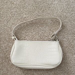 Croc-Embossed Women's Shoulder Bag